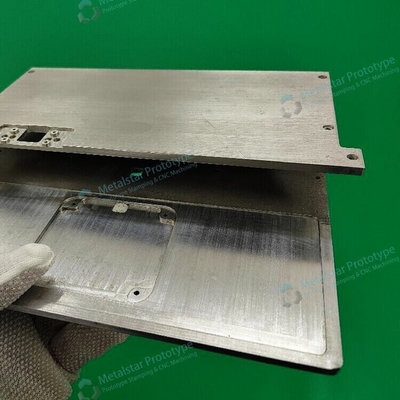 7075-T651 meccanica per il prototipo di alluminio CNC su misura per automobili