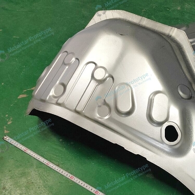 Produttori di stampaggio metallico ad aspirazione profonda di prototipi veloci per veicoli