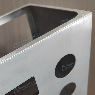 Fabricazione di prototipi veloci in alluminio da 1,2 mm su misura utilizzati per dispositivi