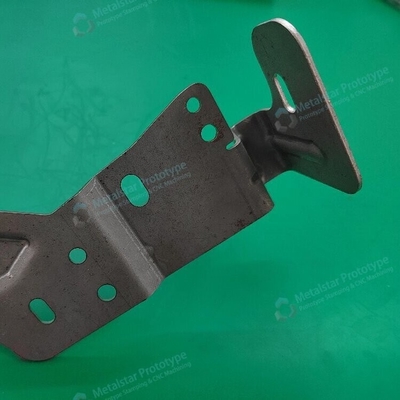 Parti di stampaggio rapido in lamiera SAPH440 da 1,8 mm utilizzate per automobili