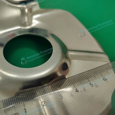 1.0mm SS304 parti di lamiera di precisione personalizzate utilizzate per apparecchi