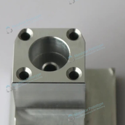 Servizio di prototipo CNC SS304 preciso utilizzato per dispositivi elettrici