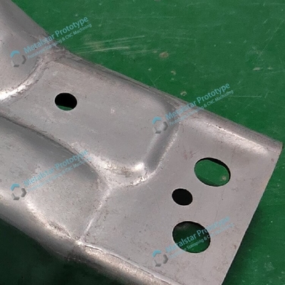 2.0mm SAPH590-P prototipo di acciaio per stampaggio metallico per automobili